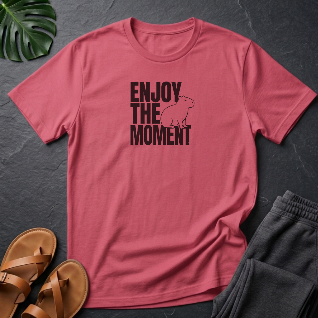 Capybara Enjoy The Moment Black